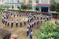 Học sinh múa hát sân trường